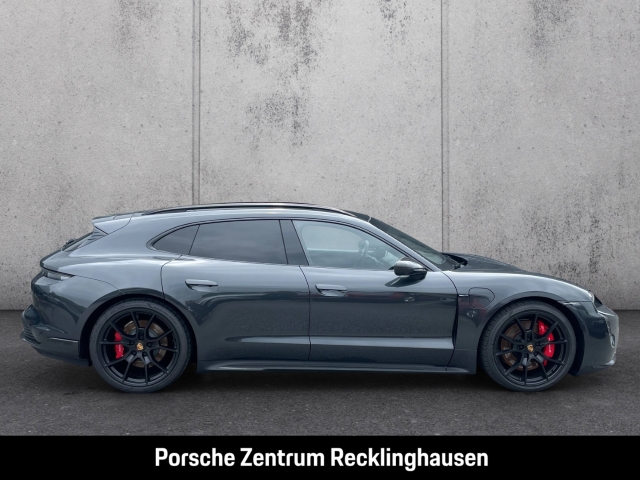 Porsche Taycan GTS Sport Turismo Burmester HA-Lenkung