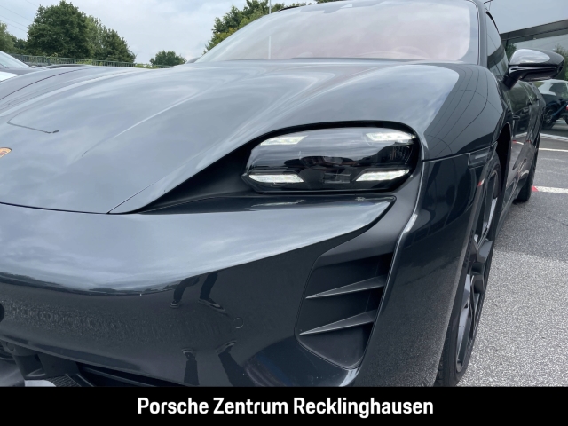 Porsche Taycan GTS Sport Turismo Burmester HA-Lenkung