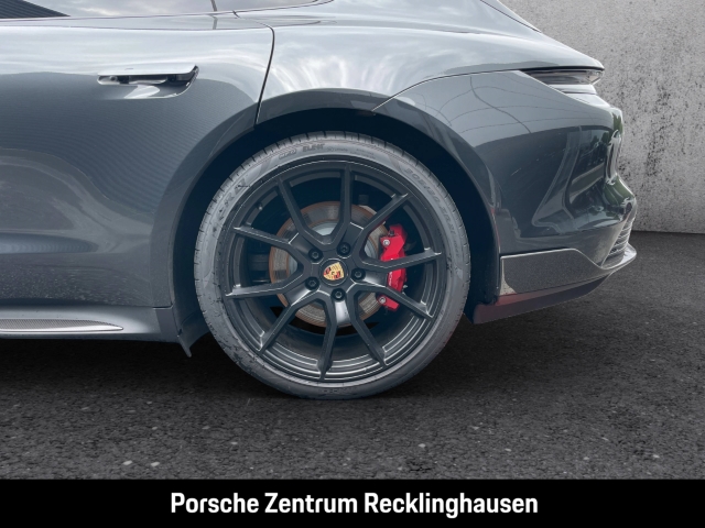 Porsche Taycan GTS Sport Turismo Burmester HA-Lenkung