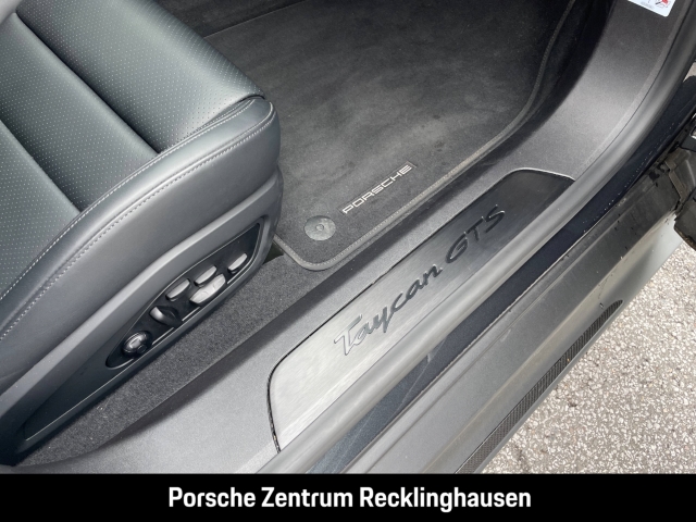 Porsche Taycan GTS Sport Turismo Burmester HA-Lenkung