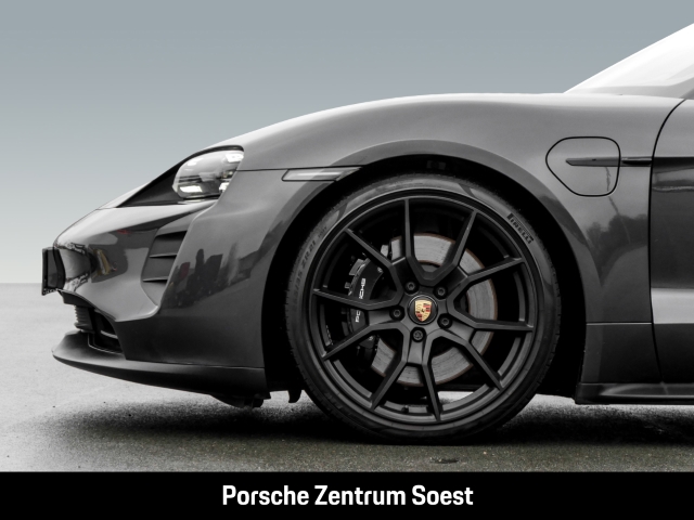 Porsche Taycan GTS Sport Turismo/Panoramadach/Burmester