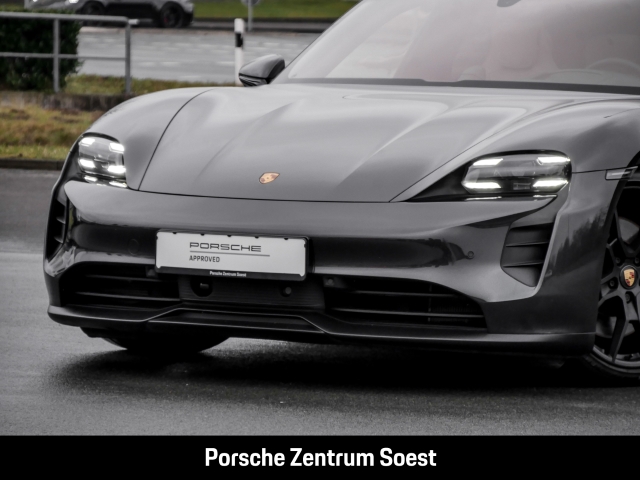 Porsche Taycan GTS Sport Turismo/Panoramadach/Burmester