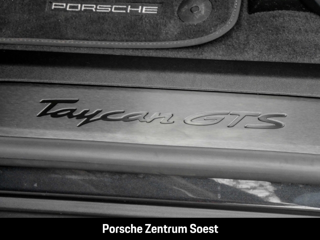 Porsche Taycan GTS Sport Turismo/Panoramadach/Burmester