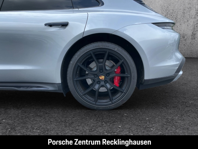 Porsche Taycan GTS Sport Turismo