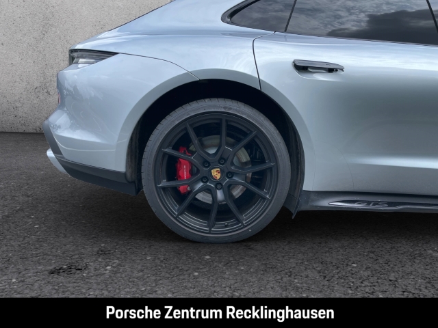 Porsche Taycan GTS Sport Turismo