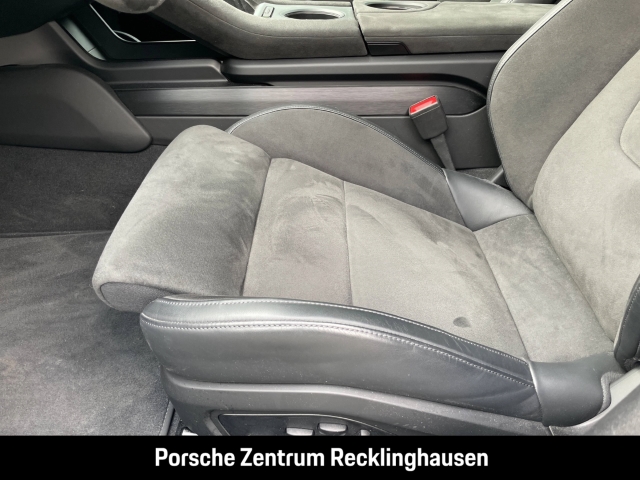 Porsche Taycan GTS Sport Turismo
