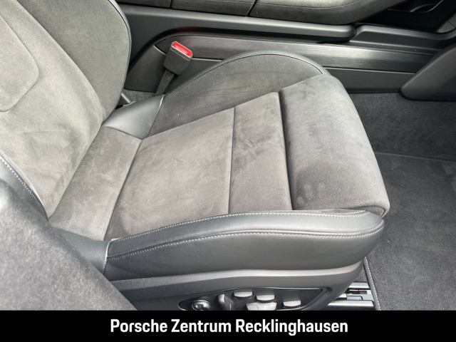Porsche Taycan GTS Sport Turismo