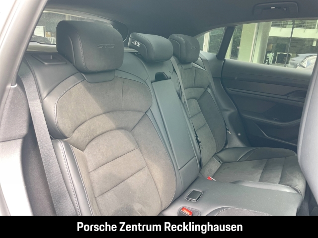 Porsche Taycan GTS Sport Turismo
