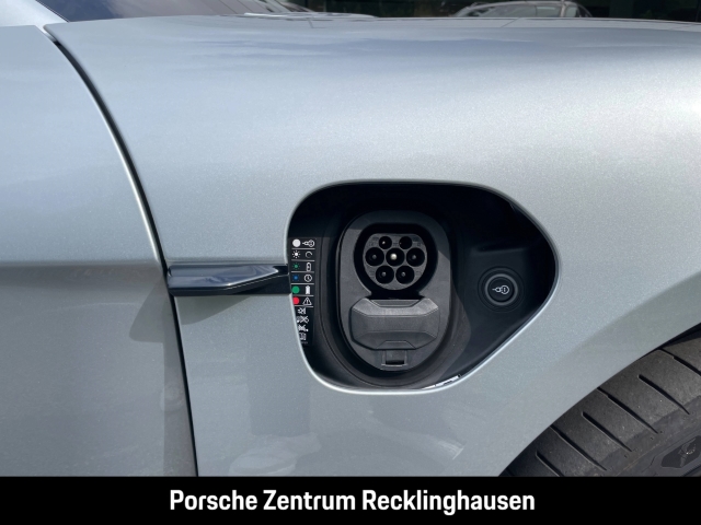 Porsche Taycan GTS Sport Turismo
