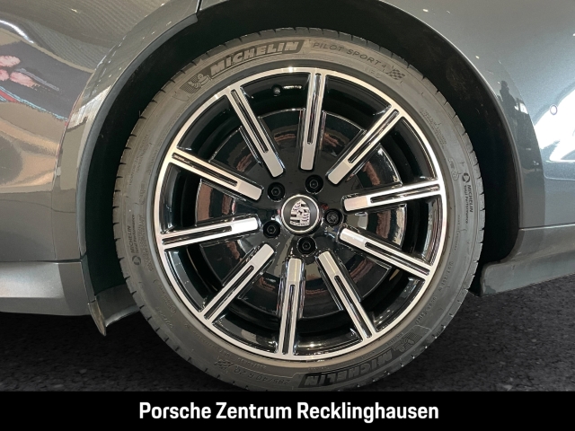 Porsche Taycan Turbo Sport Turismo Burmester HA-Lenkung