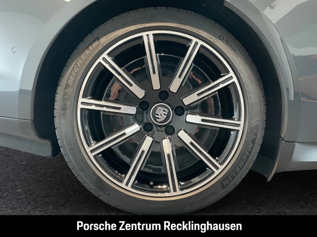 Porsche Taycan Turbo Sport Turismo Burmester HA-Lenkung