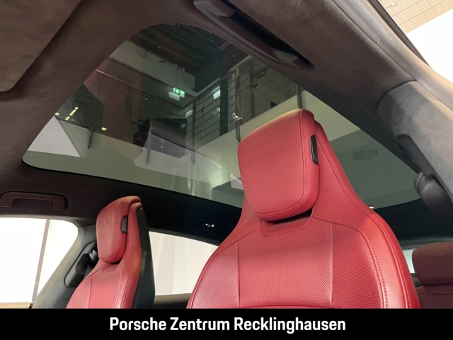 Porsche Taycan Turbo Sport Turismo Burmester HA-Lenkung