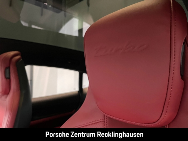 Porsche Taycan Turbo Sport Turismo Burmester HA-Lenkung