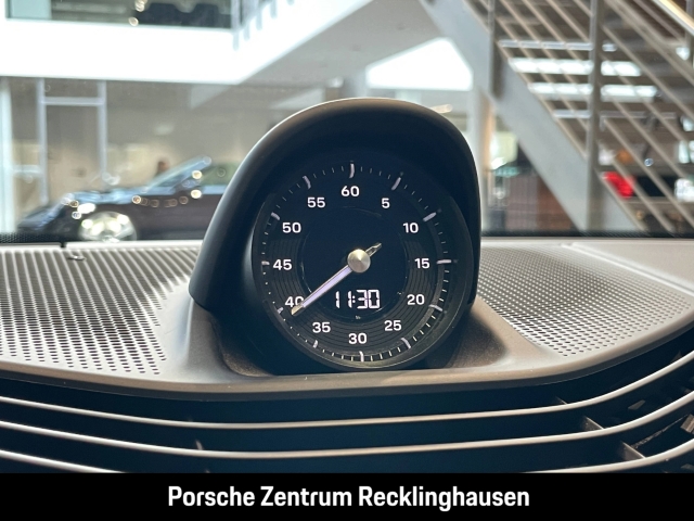 Porsche Taycan Turbo Sport Turismo Burmester HA-Lenkung