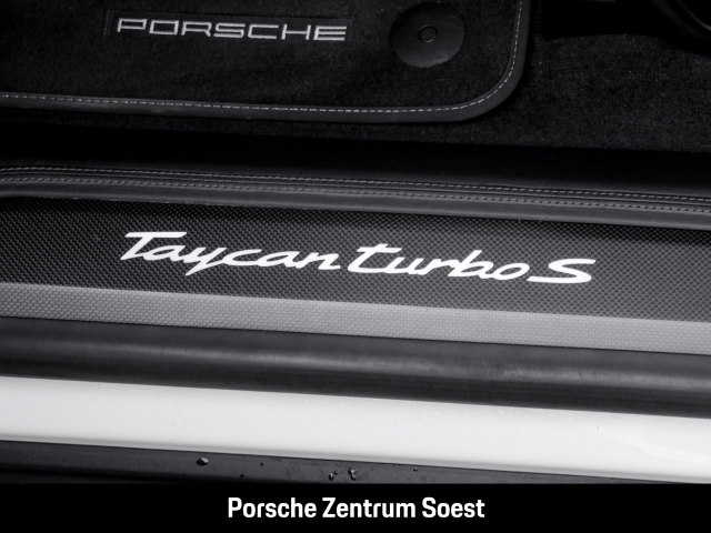 Porsche Taycan Turbo S Sport Turismo/Panoramadach/BOSE