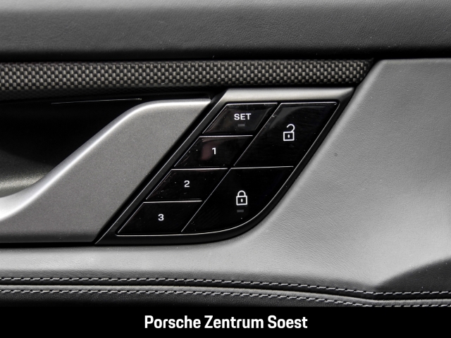 Porsche Taycan Turbo S Cross Turismo/Keramik/Wärmepumpe