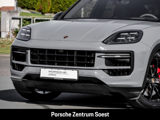 Porsche Cayenne S Coupe/22-Zoll/PASM/PDCC/BOSE