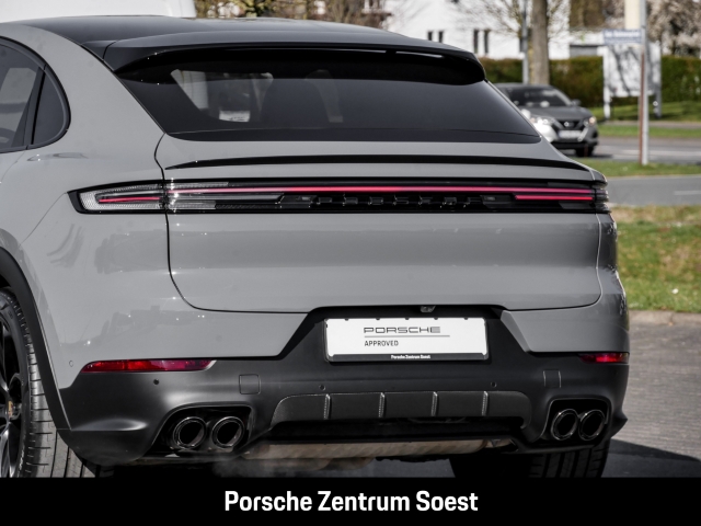 Porsche Cayenne S Coupe/22-Zoll/PASM/PDCC/BOSE