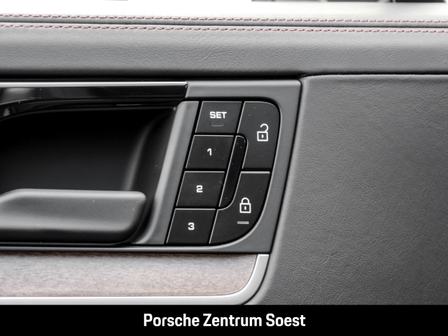 Porsche Cayenne S Coupe/22-Zoll/Bose/InnoDrive/PASM