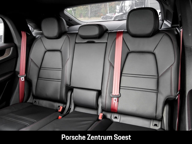 Porsche Cayenne S Coupe/22-Zoll/Bose/InnoDrive/PASM