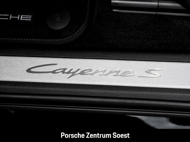 Porsche Cayenne S Coupe/22-Zoll/Bose/InnoDrive/PASM