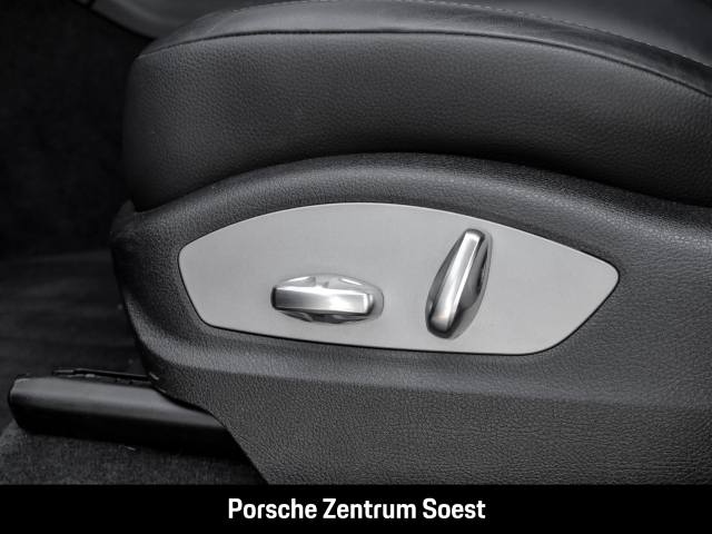 Porsche Macan 20-Zoll/PASM/Panoramadach/Surround-View