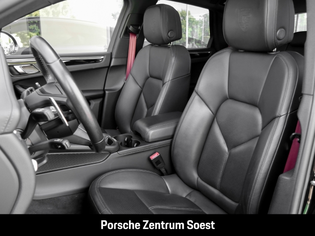 Porsche Macan 20-Zoll/PASM/Panoramadach/Surround-View