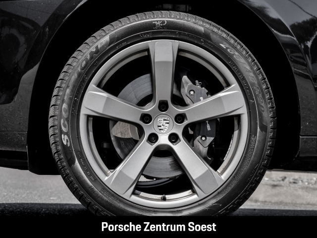 Porsche Macan 20-Zoll/PASM/Panoramadach/Surround-View
