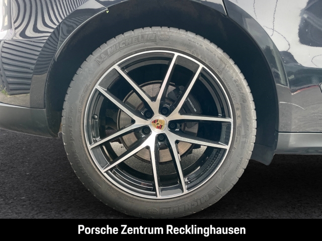Porsche Macan Abstandstempomat Luftfederung PASM 9.818km