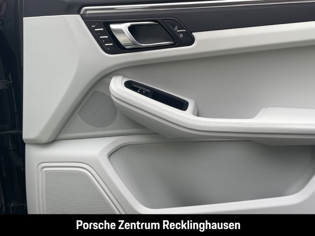 Porsche Macan Abstandstempomat Luftfederung PASM 9.818km