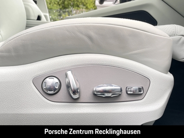 Porsche Macan Abstandstempomat Luftfederung PASM 9.818km