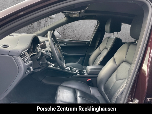 Porsche Macan BOSE Luftfederung Surround View LED