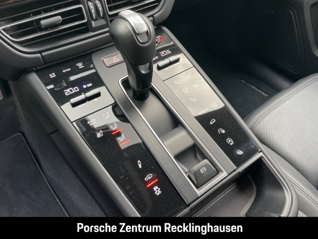 Porsche Macan BOSE Luftfederung Surround View LED