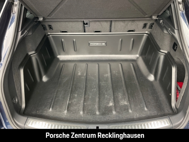 Porsche Macan T Burmester Luftfederung PASM 20-Zoll