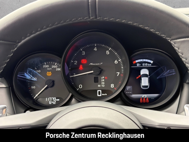 Porsche Macan T Burmester Luftfederung PASM 20-Zoll