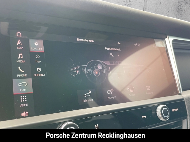 Porsche Macan T Burmester Luftfederung PASM 20-Zoll