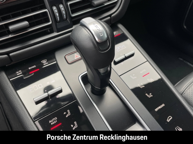 Porsche Macan T Burmester Luftfederung PASM 20-Zoll