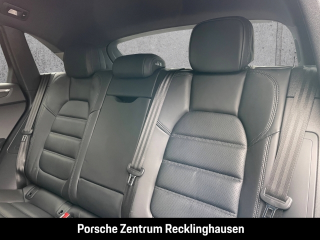 Porsche Macan T Burmester Luftfederung PASM 20-Zoll