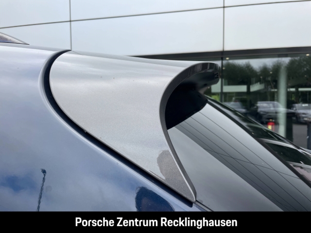 Porsche Macan T Burmester Luftfederung PASM 20-Zoll