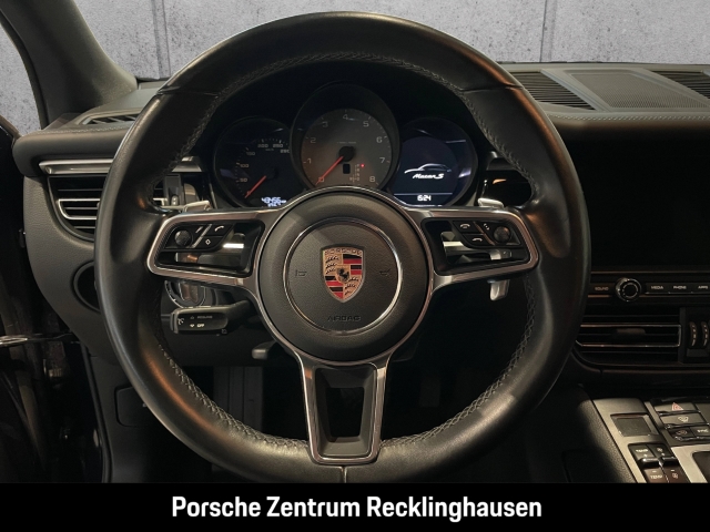 Porsche Macan S SurroundView Luftfederung Rückfahrkamera