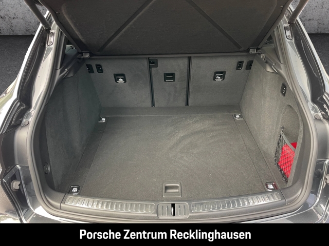 Porsche Macan S Luftfederung Panoramadach Rückfahrkamera