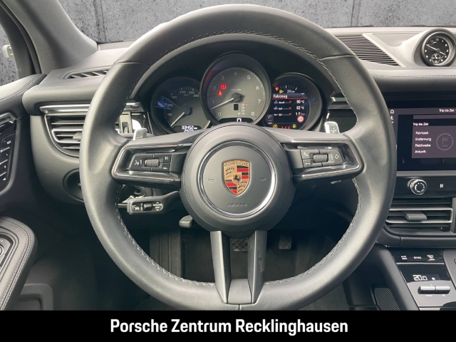 Porsche Macan S Luftfederung Panoramadach Rückfahrkamera