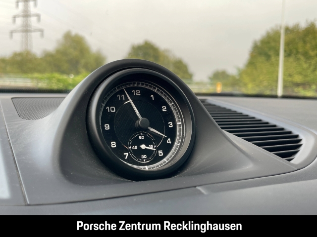 Porsche Macan S Luftfederung Panoramadach Rückfahrkamera