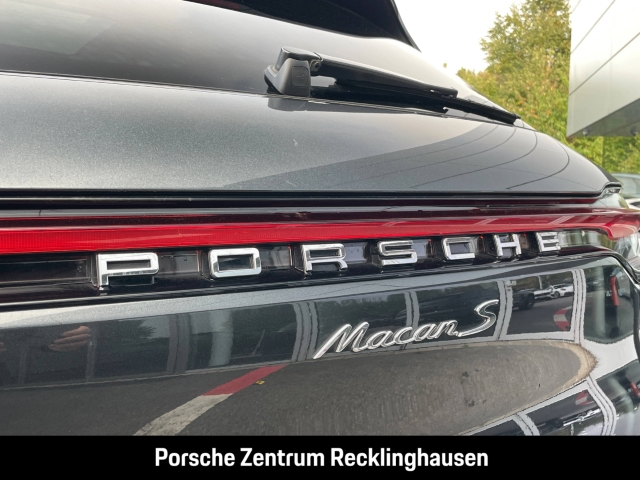 Porsche Macan S Luftfederung Panoramadach Rückfahrkamera