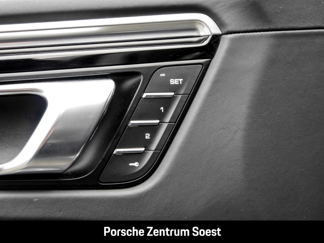 Porsche Macan S/PASM/18-Wege-Sportsitze/ParkAssistent