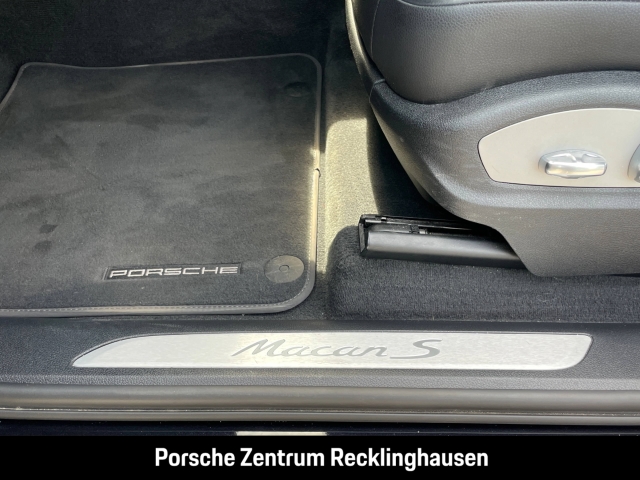 Porsche Macan S Surround-View Luftfederung PASM 37.490km