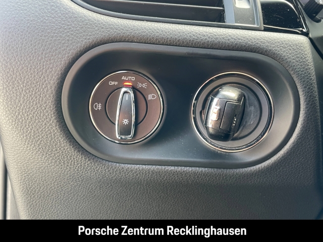 Porsche Macan S Surround-View Luftfederung PASM 37.490km