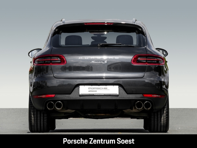 Porsche Macan S/Porsche Active Suspension Management