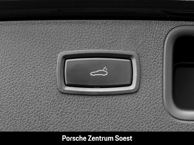 Porsche Macan S/Porsche Active Suspension Management