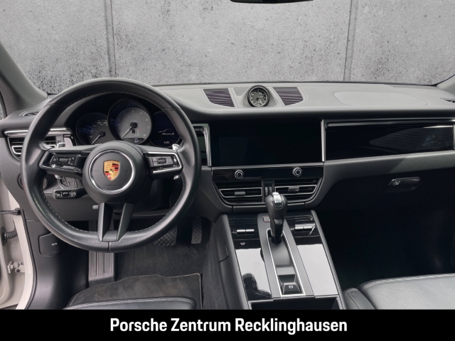 Porsche Macan S Sportabgas Luftfederung PASM Panorama